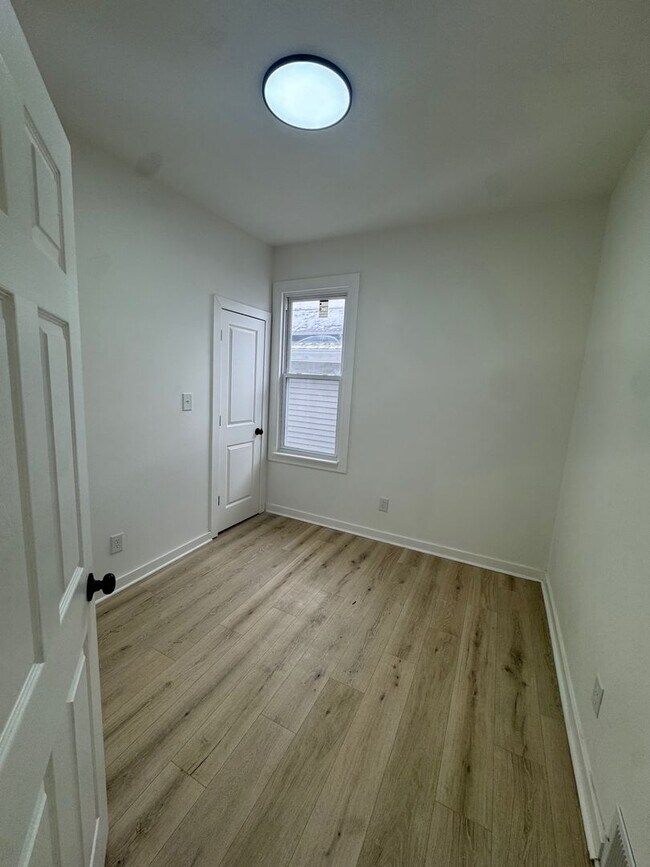 Foto del edificio - 3457 N 2nd St