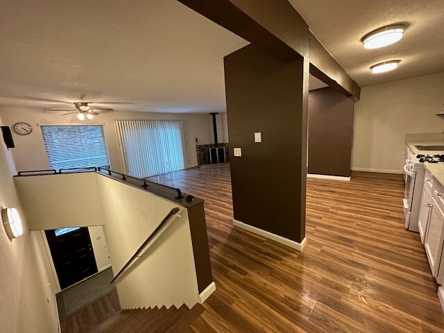 Foto del edificio - 2321 Birchwood Way