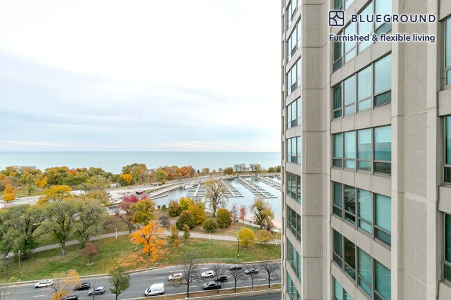 Foto del edificio - 3450 N Lake Shore Dr