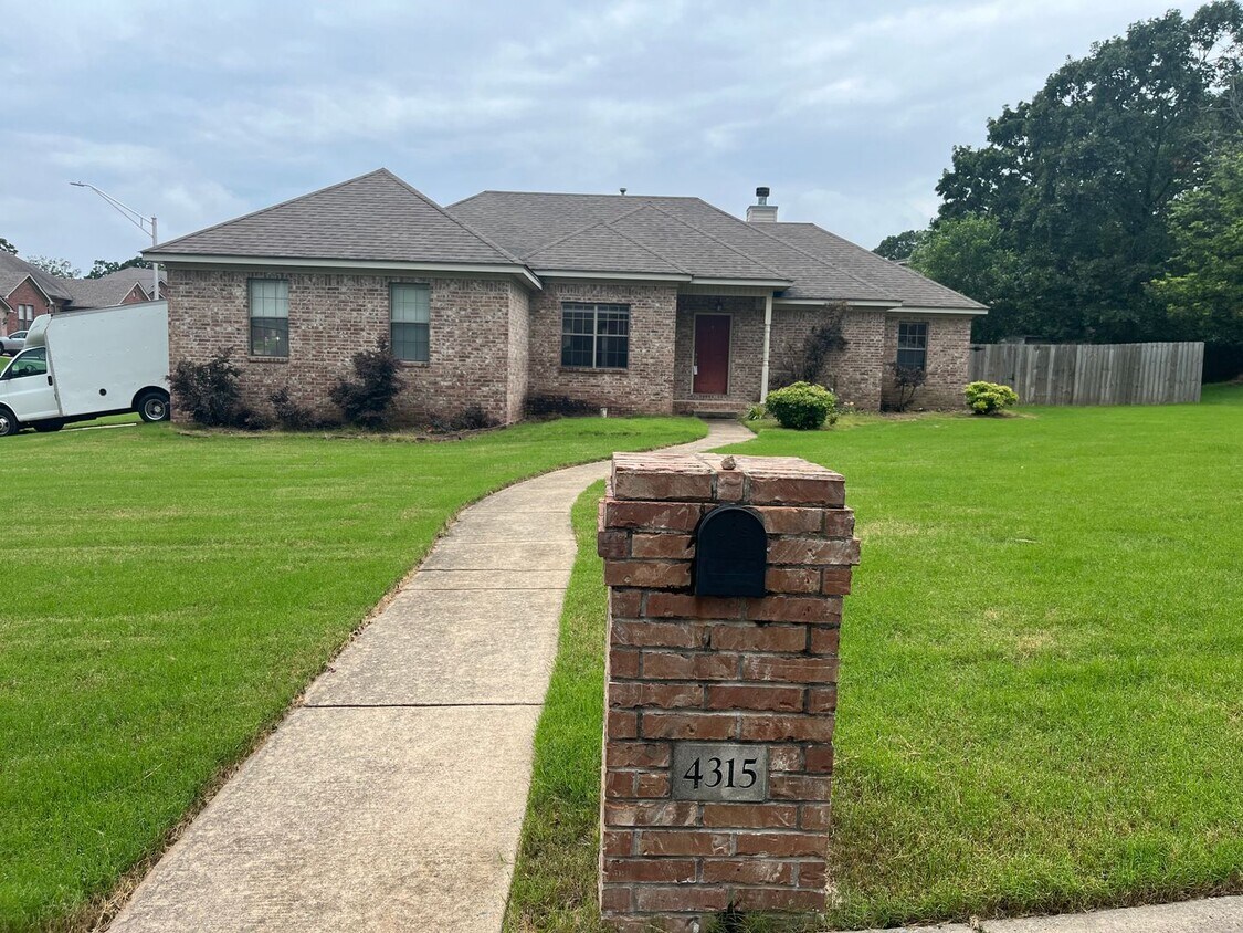 4315 Spring Glen Dr, Sherwood, AR 72120 House Rental in Sherwood, AR