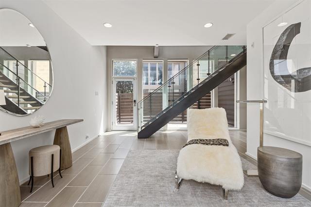 Foto del edificio - 4206 Buena Vista St