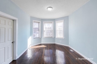 Building Photo - 6842 S Champlain Ave