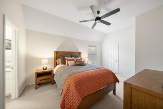 Building Photo - 25307 Piney Bend Ct