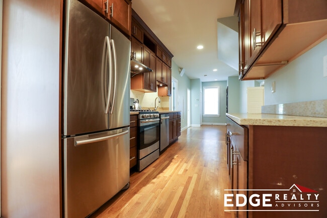 Photo - 1526 Commonwealth Ave Apartment