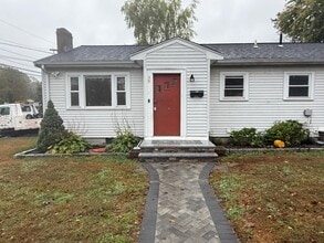 Building Photo - 39 Alpena Ave