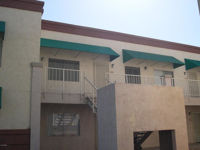 Building Photo - 12123 W Bell Rd