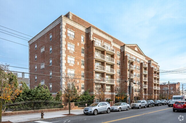 Foto del edificio - 38-11 108th St