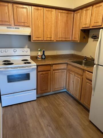 Kitchen - 255 Stevens St