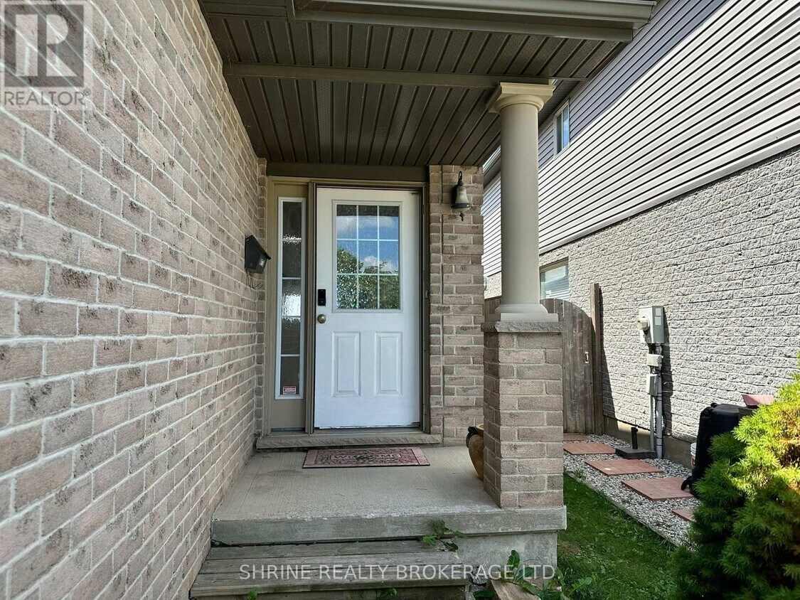 Primary Photo - 2480 Meadowgate Blvd
