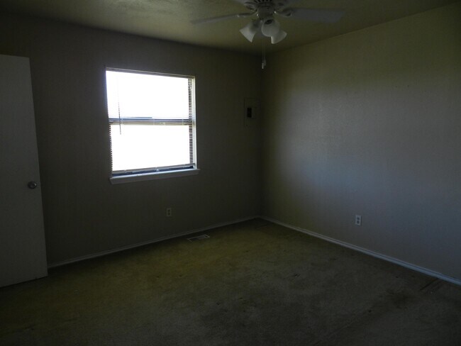 Foto del edificio - 2629 SW H Ave