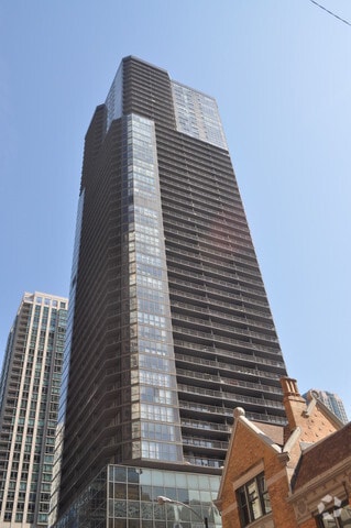 Building Photo - 10 E Ontario St