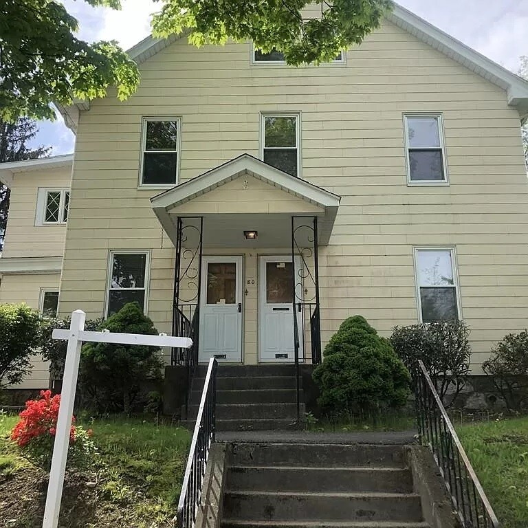 Foto principal - 80 Delmont Ave