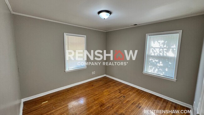 Foto del edificio - 5006 Owen Rd