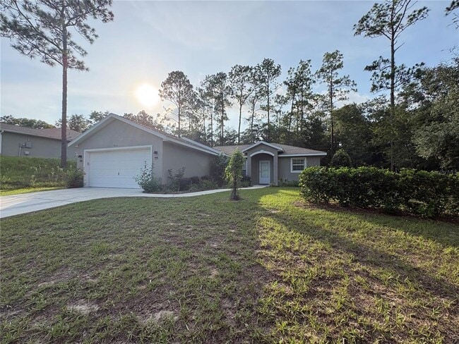 Building Photo - 9832 SW 196th Avenue Rd