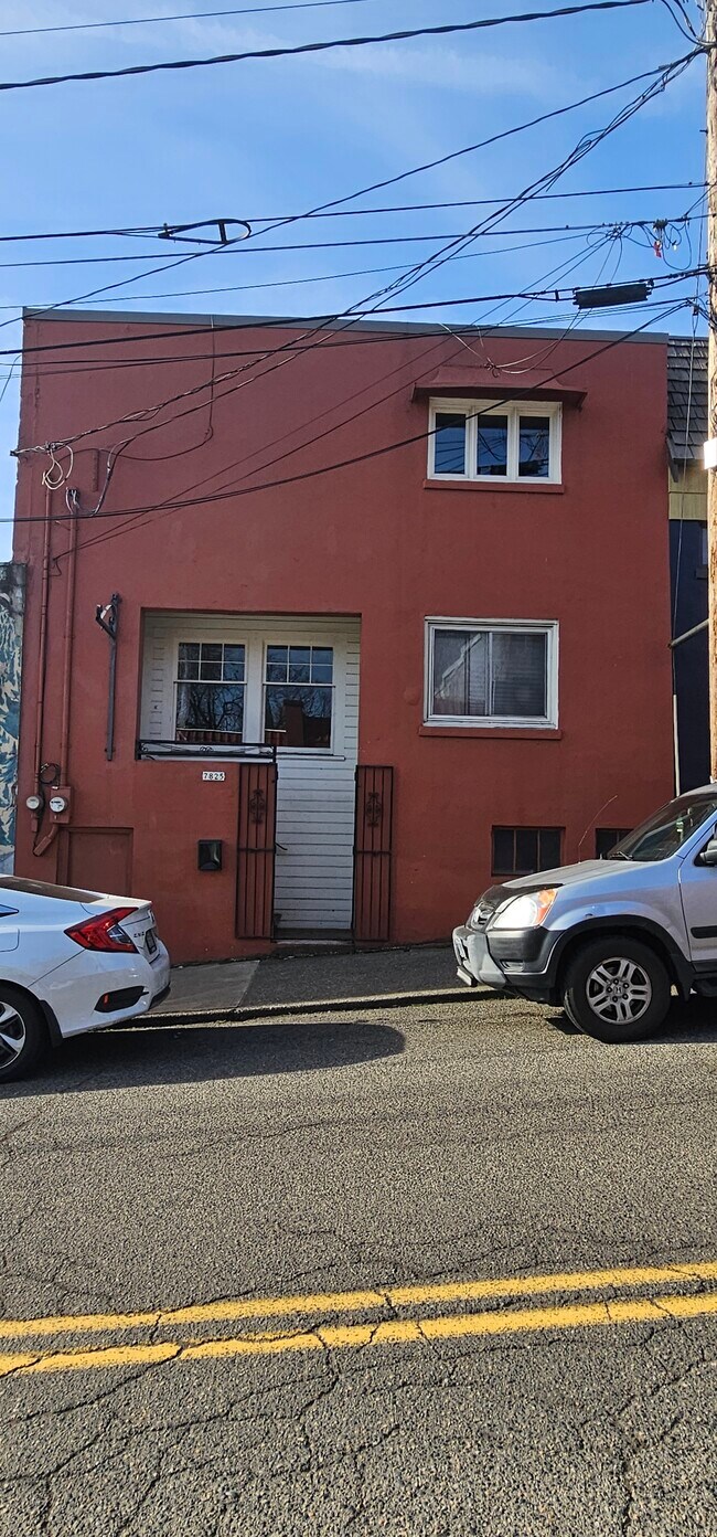 Foto del edificio - 7825 SW 35th Ave