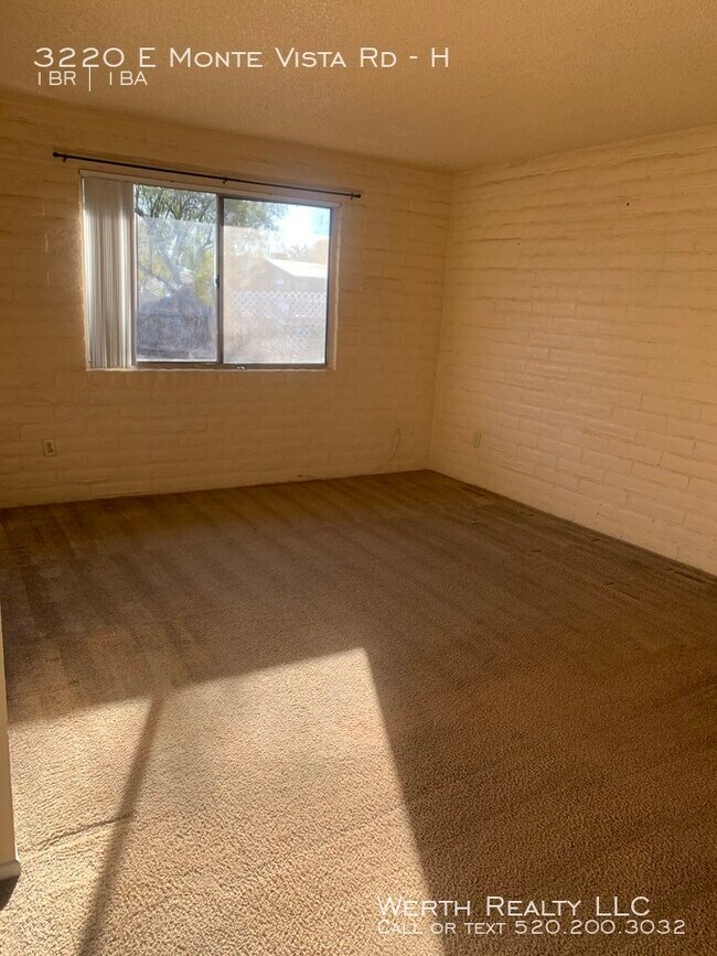 Foto del edificio - 3220 E Monte Vista Dr