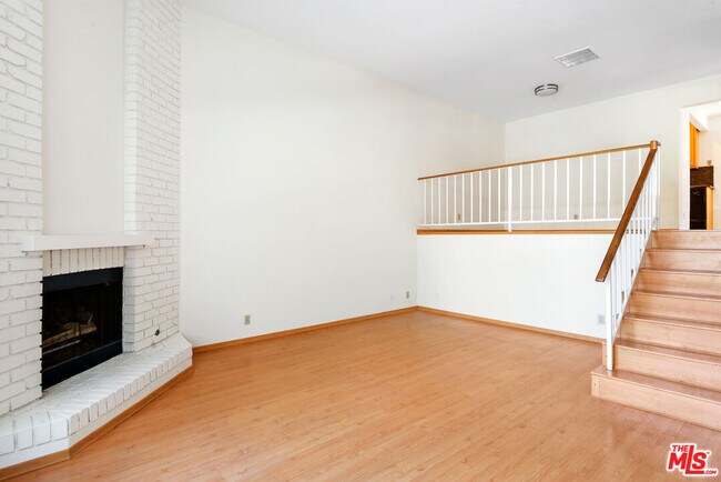 Building Photo - 20224 Sherman Way