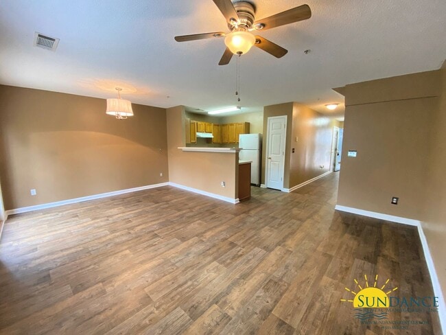 Foto del edificio - Beautiful 3 Bedroom Townhouse in Crestview!