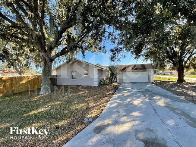 Building Photo - 7989 Sioux Ln