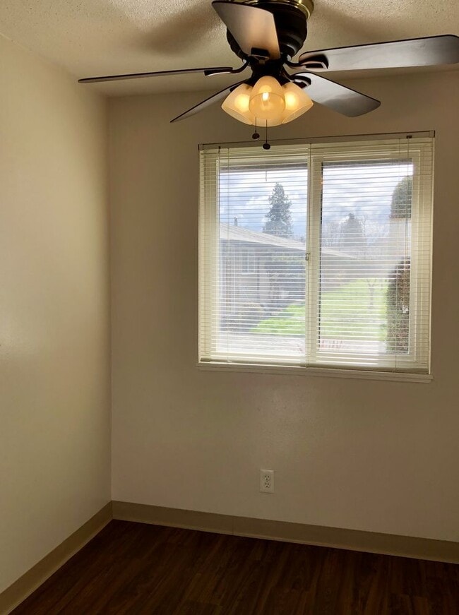 Building Photo - Pacific Village Apartments