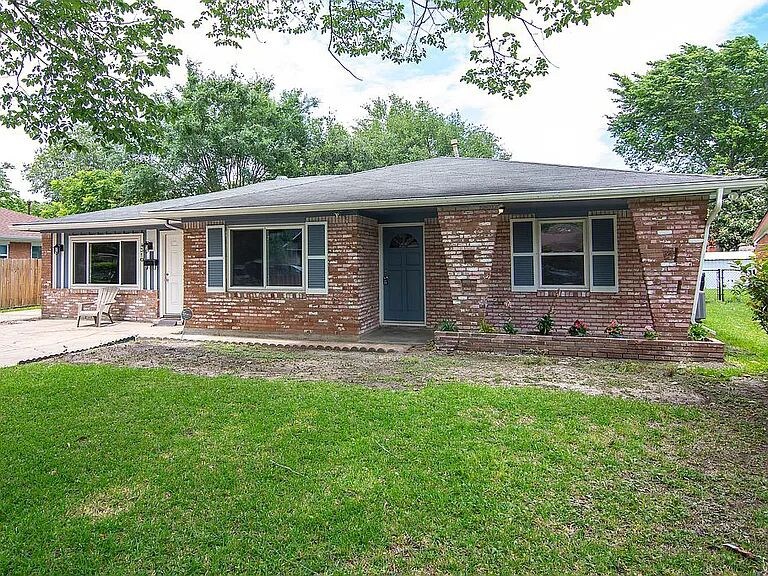 Primary Photo - 4310 Gallagher Dr