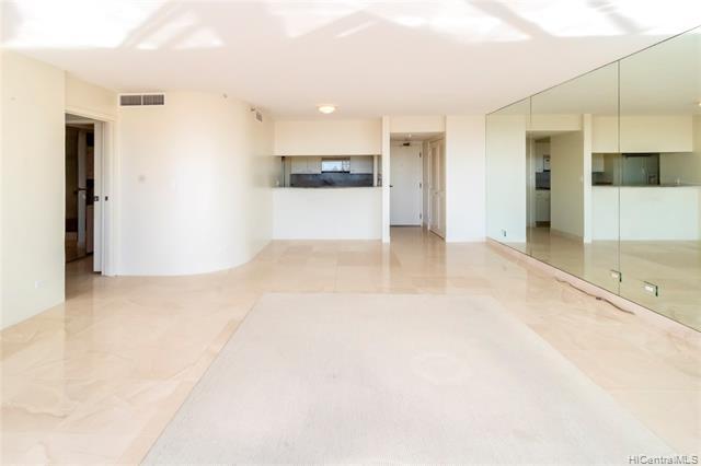 Building Photo - 581 Kamoku St