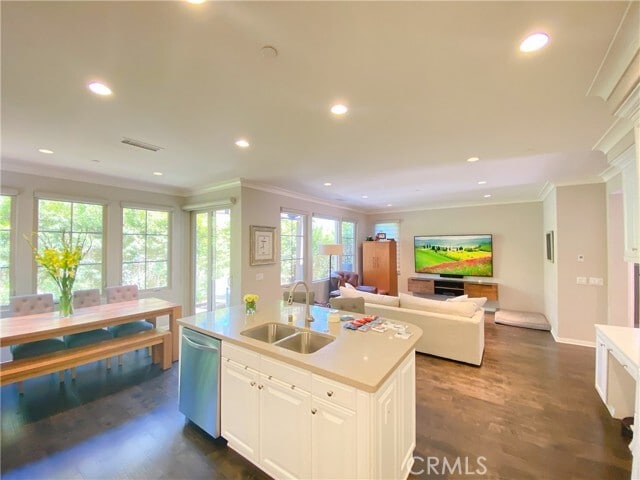 Foto del edificio - 103 Bianco