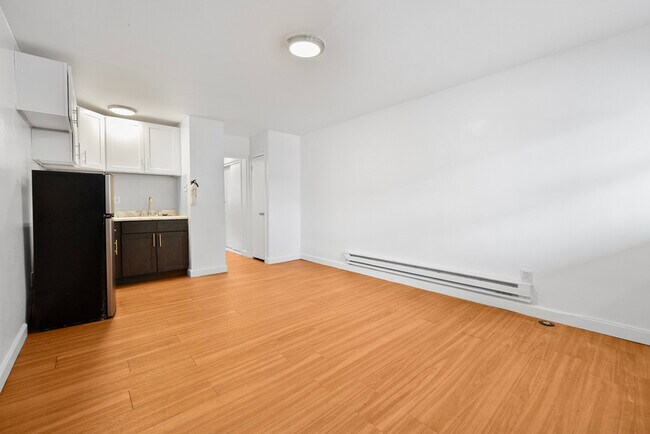 Foto del edificio - 2020 Woodlynne Ave
