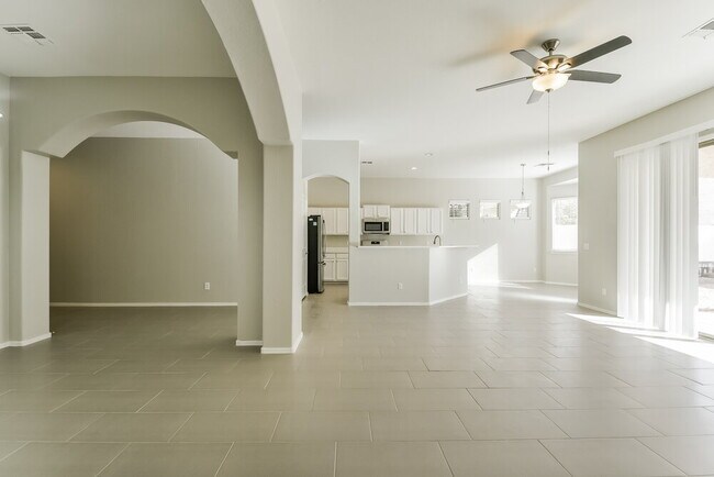 Foto del edificio - 6805 W Lariat Ln