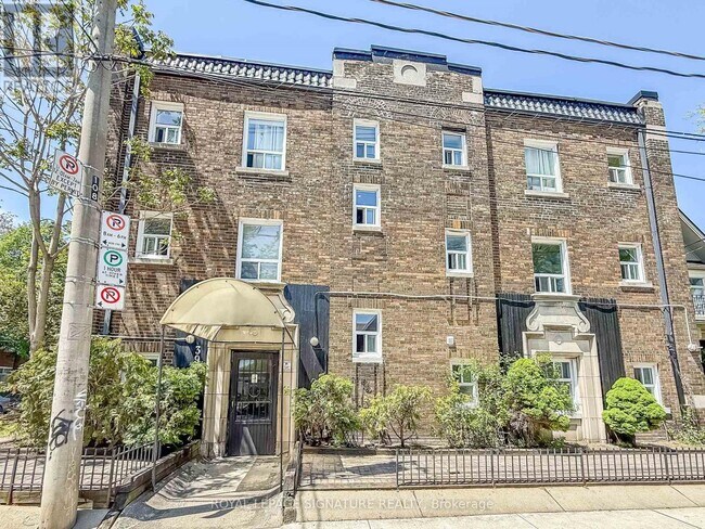 Photo du bâtiment - 394 Dovercourt Rd