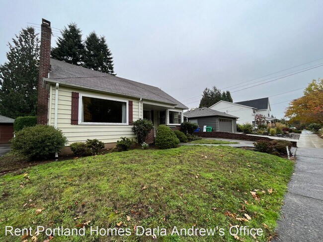 Building Photo - 3 br, 1 bath House - 5425 SE 47th Ave