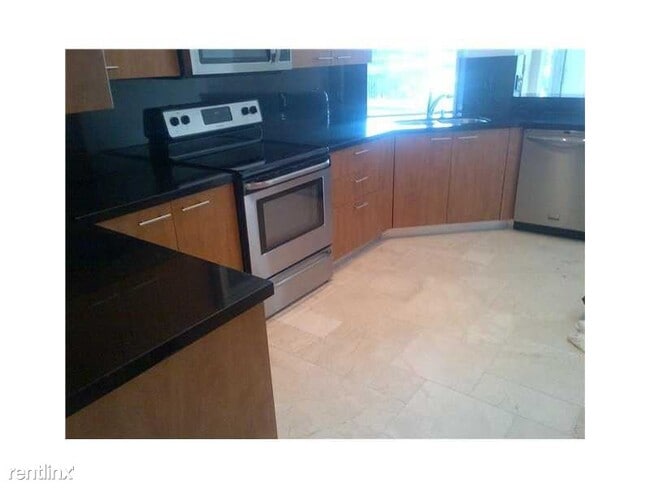 Building Photo - 5 br, 3 bath House - 2653 Oakbrook Dr