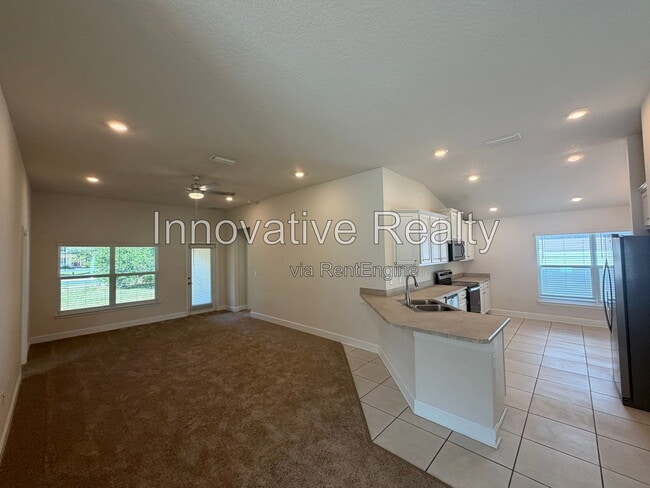 Building Photo - 2313 Angel Fish Loop