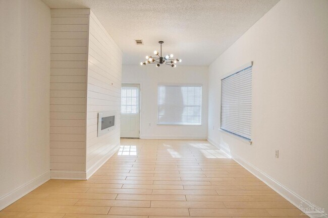 Foto del edificio - 1200 Jasper St