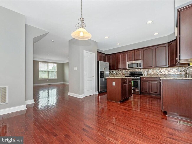 Foto del edificio - 23032 Meadow Mist Rd