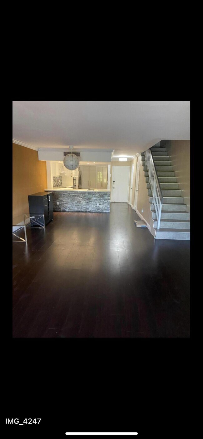 Foto del edificio - 6557 Racquet Club Dr