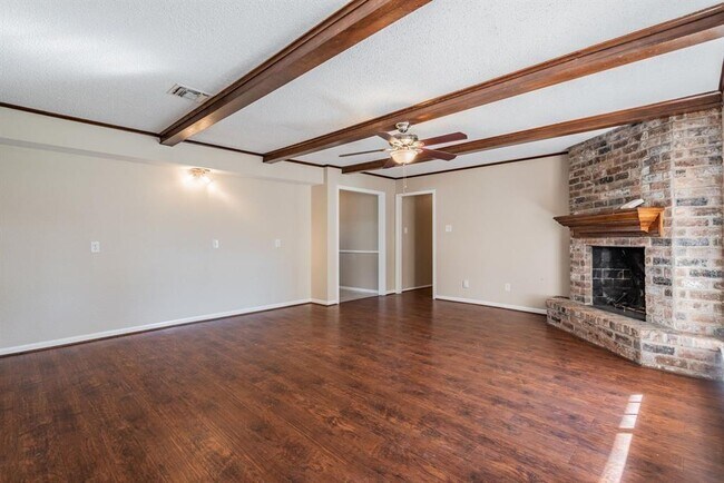 Building Photo - 11623 Barwood Bend Dr