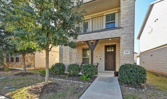 Foto del edificio - 127 Iron Rail Rd