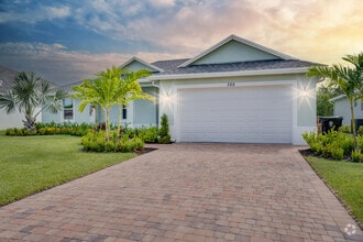 Building Photo - 388 SW Vista Lake Dr
