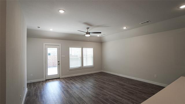 Building Photo - 334 Fire Rock Dr