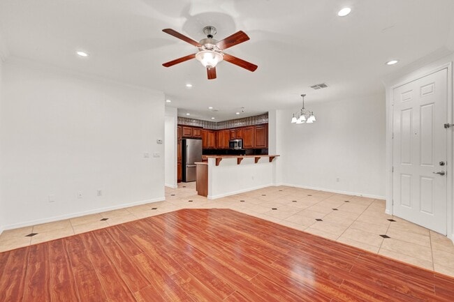 Foto del edificio - 11518 Belmont Lake Dr