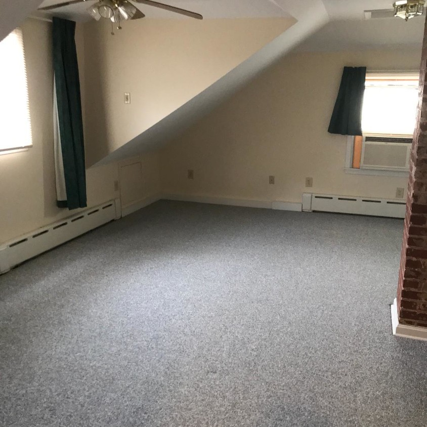 Foto principal - 3900 Chesapeake Beach Rd