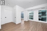 Primary Photo - 327-4327 King St W