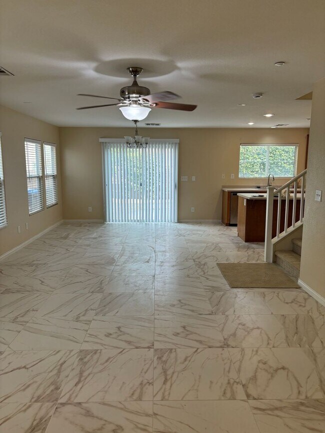 Building Photo - *VERY CUTE 3 BED 2.5 BATH HOME IN GATED CO...