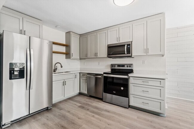 Foto del edificio - 316 24th St