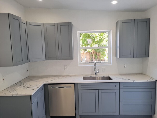 Building Photo - 4390 Ter