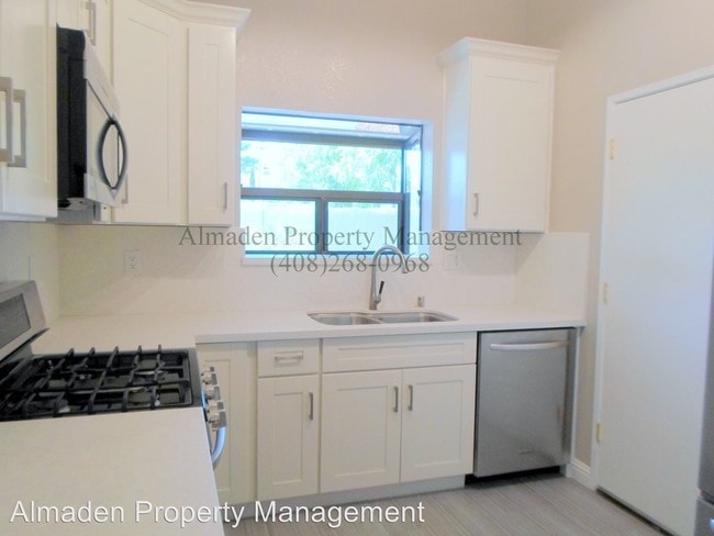 Building Photo - 1041 Alamitos Creek Dr
