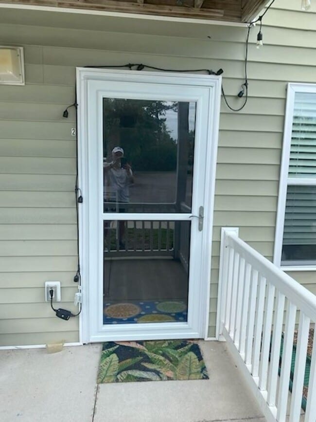 Photo - 2 bedroom 2 bath condo located close to beaches, shopping and restaurants