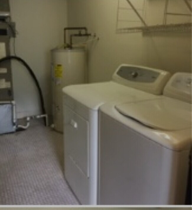 Foto del edificio - 206 Country Cir