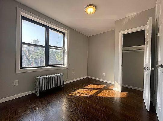 Foto del edificio - 1 bedroom in BRONX NY 10453